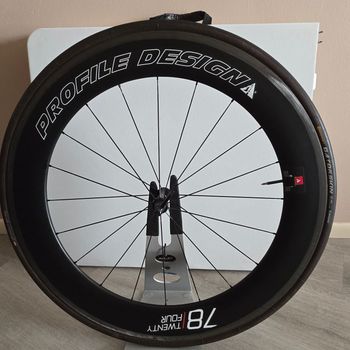 Used Profile Design 78/TwentyFour Full Carbon Tubular Wheels bike — image 3 of 3
