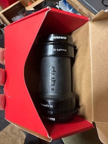 Used Sram Ceramic DUB PF30 Bottom Bracket bike — image 2 of 3