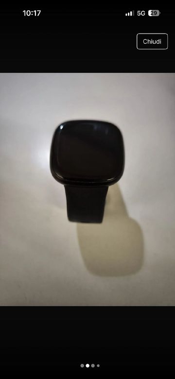 Used 2023 Fitbit versa 3 Electronics