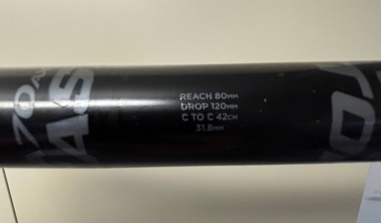 Used Easton EA70 AX Flare Aluminium 31.8 Road Handlebar 2024 bike — image 2 of 6