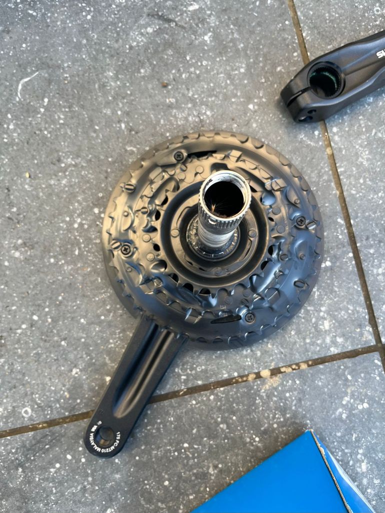 Used Shimano Altus MT210 Crank bike — image 3 of 7