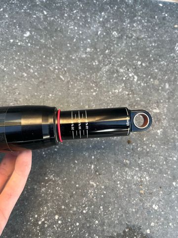 RockShox Deluxe Select Air Shock bike d'occasion — image 4 sur 4