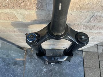 Used RockShox 35 Gold RL DebonAir bike — image 3 of 12