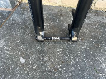 Used RockShox 35 Gold RL DebonAir bike — image 5 of 12