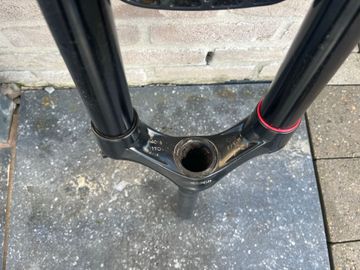Used RockShox 35 Gold RL DebonAir bike — image 12 of 12