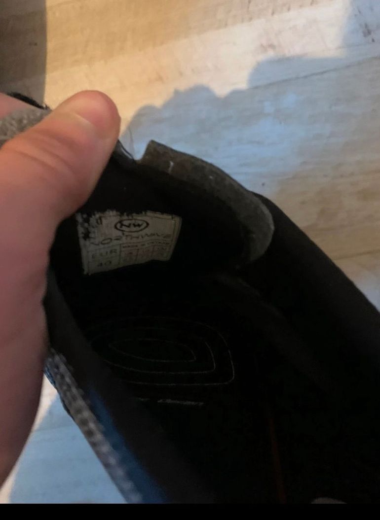 Used Northwave Cycling Shoes with Look Red Cleats bike — image 4 of 10