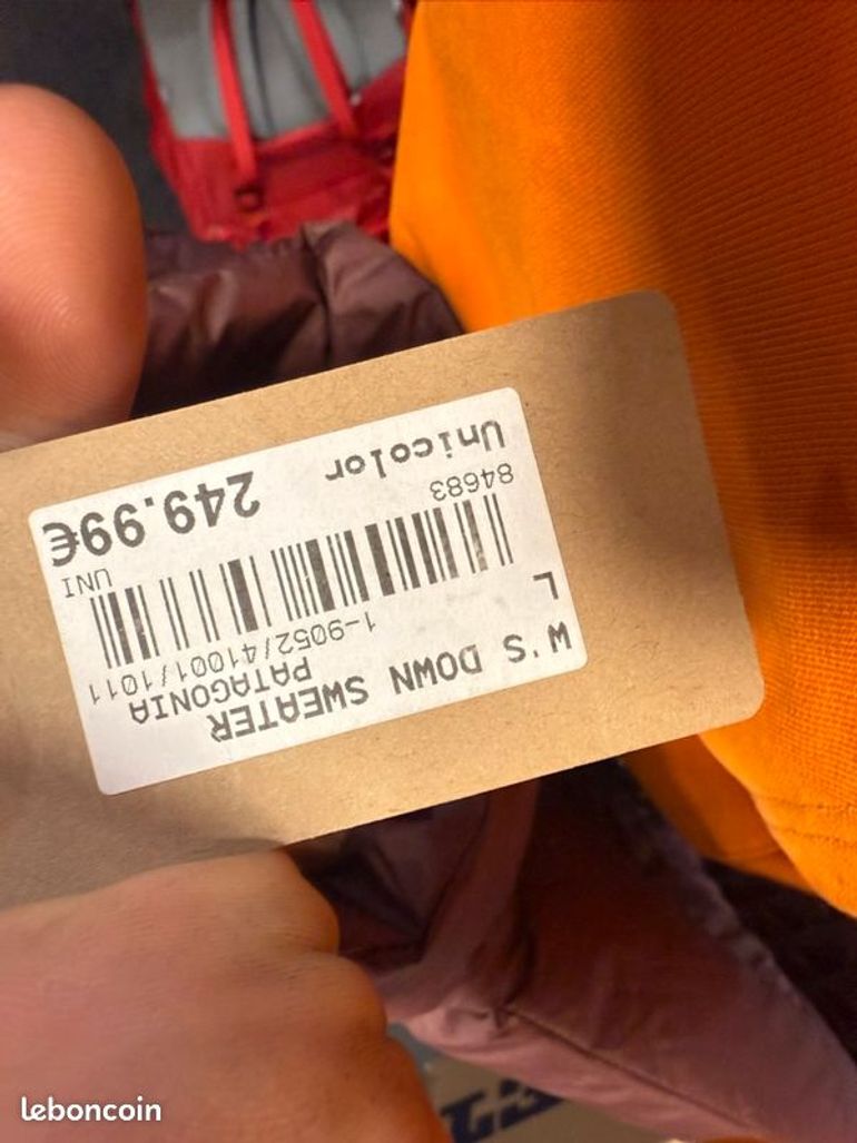 Used Patagonia Women's Down Sweater bike — image 3 of 3