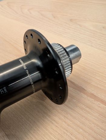 Used Shimano XT FH-M8110-B 32F CL MS 12x148mm bike — image 3 of 7