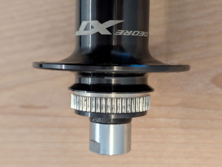 Used Shimano XT FH-M8110-B 32F CL MS 12x148mm bike — image 5 of 7