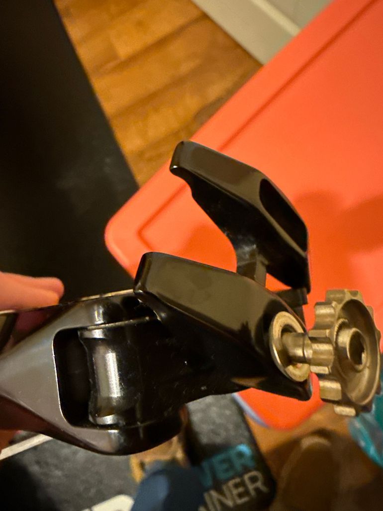 Used 2024 Shock Seatpost bike — image 6 of 7
