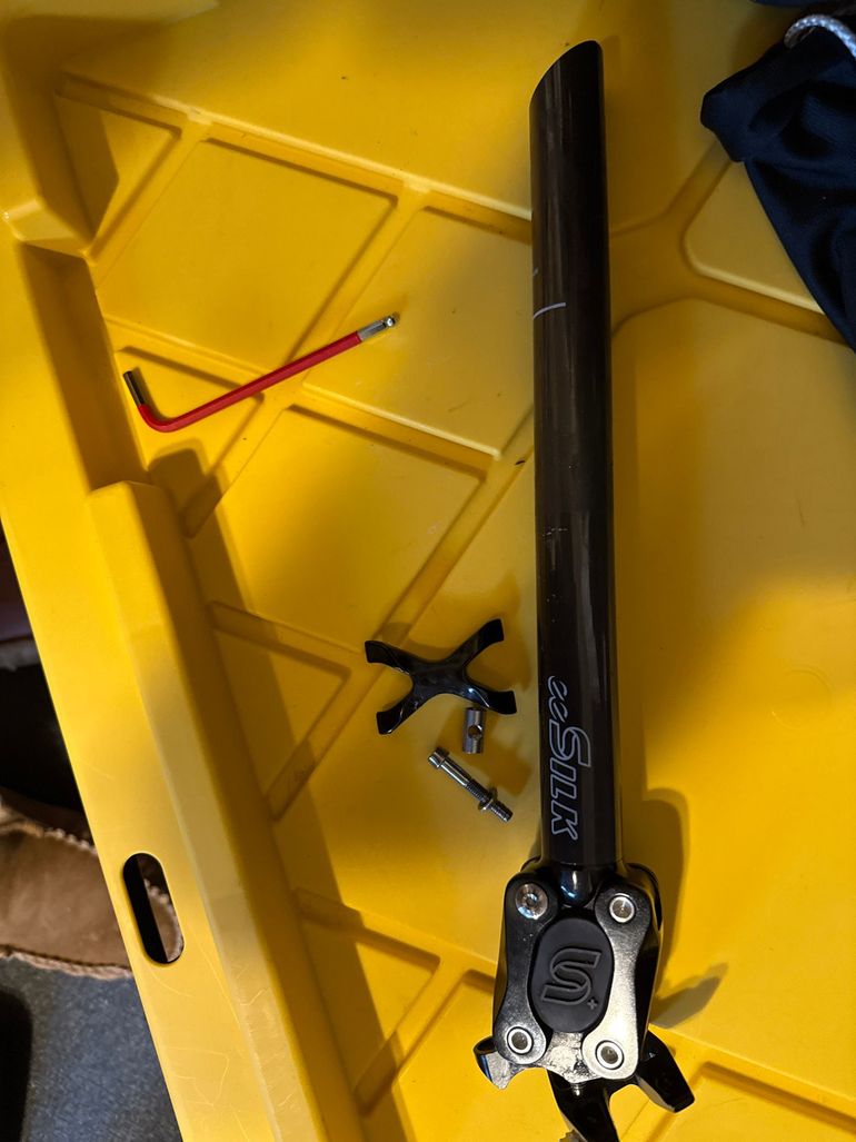 Used 2024 Shock Seatpost bike — image 2 of 7
