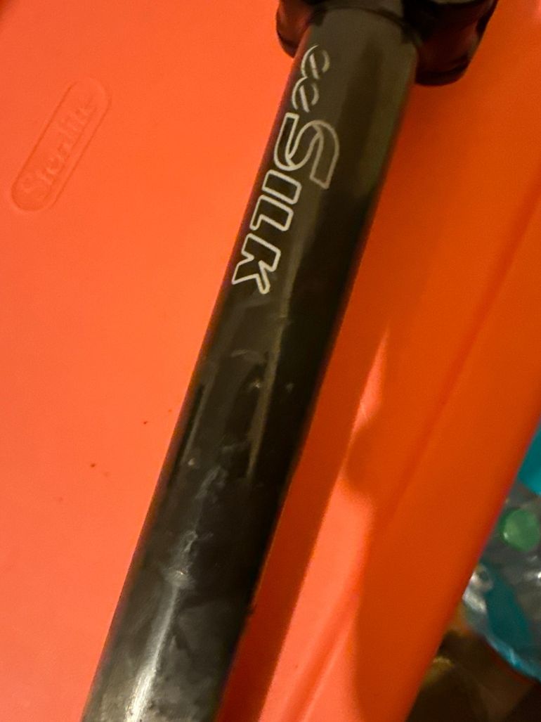 Used 2024 Shock Seatpost bike — image 5 of 7