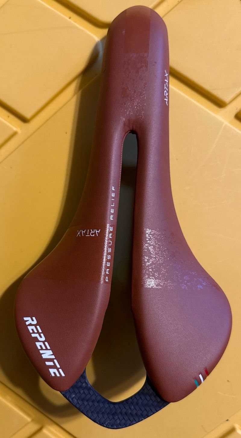 Used 2024 Saddle Saddles & Seatposts