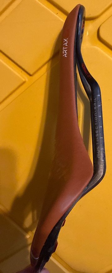 Used 2024 Saddle bike — image 2 of 3