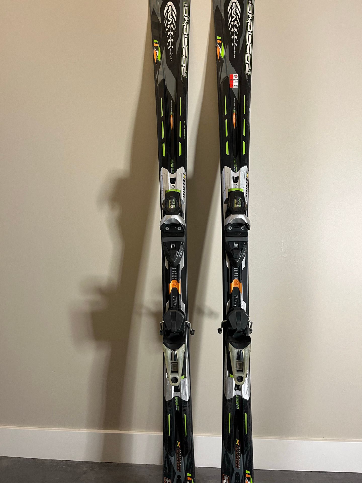 2012 Rossignol Zenith Z11 Mutix Skis