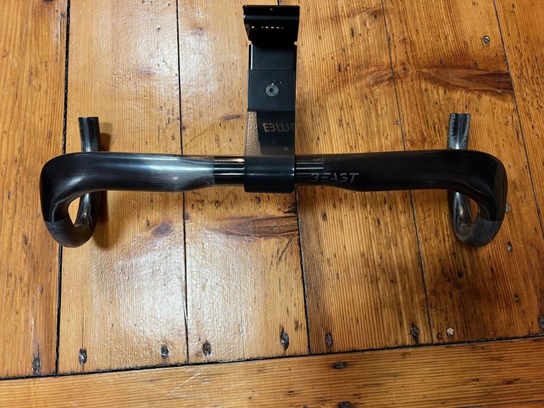 Used Beast Components Ultra Bar Carbon UD 2025 bike — image 2 of 2