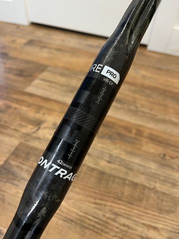 Used Bontrager ISO Zone Pro Carbon Handlebars bike — image 2 of 3