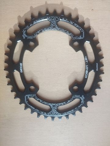 Tweedehands Shimano 1s Oval Chainring 42T bike — afbeelding 1 van 7
