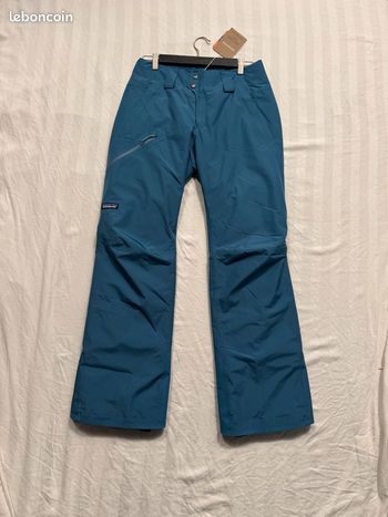 Used Patagonia Women's Insulated Powder Town Pants bike