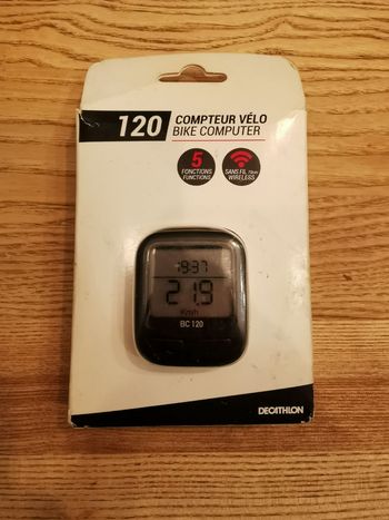 Used 2023 Decathlon BC120 Wireless Cyclometer bike