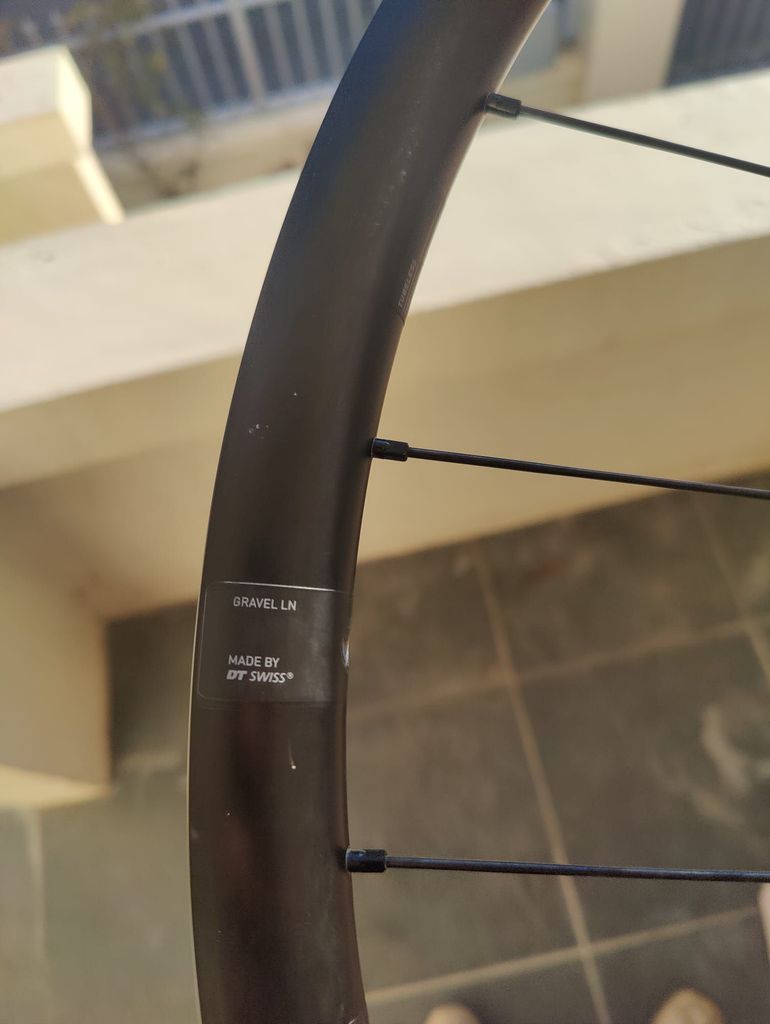 Used Dt Swiss Gravel LN 700c Wheelset bike — image 8 of 9