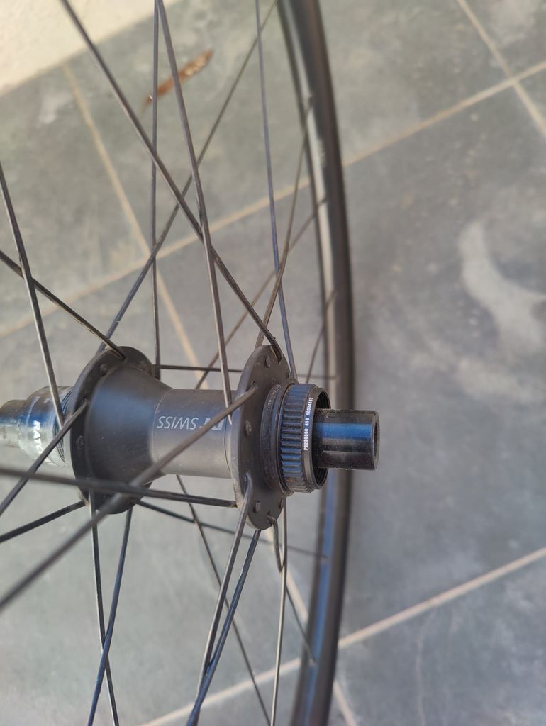 Used Dt Swiss Gravel LN 700c Wheelset bike — image 5 of 9