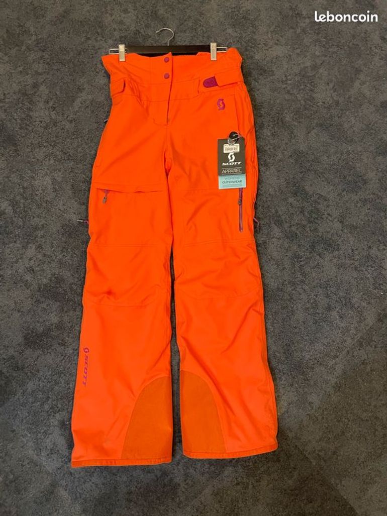 Used Scott Vertic 2L Insulated Pants bike — image 1 of 4