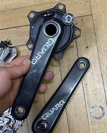Brugt Sram /Quarq cranks 175mm with Quarq wattmeterr Drivetrain & Pedals
