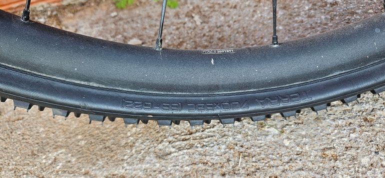 Used 2020 DT Swiss GR 1600 Spline 25 700C Wheelset bike — image 3 of 5