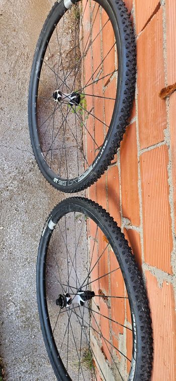 Used 2020 DT Swiss GR 1600 Spline 25 700C Wheelset bike — image 4 of 5