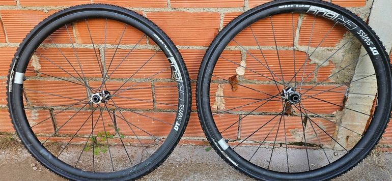 Used 2020 DT Swiss GR 1600 Spline 25 700C Wheelset bike — image 5 of 5