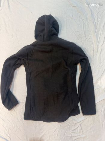 Used Patagonia Women's R1® Air Full-Zip bike — image 3 of 3