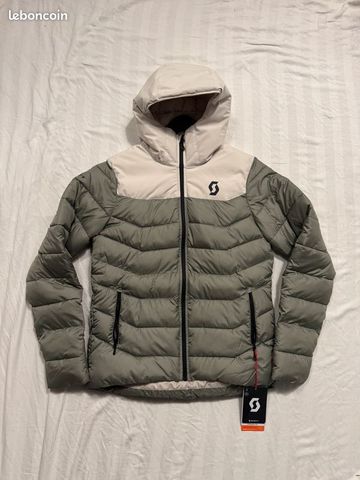 Used Scott Insuloft Warm Wintersport Clothing
