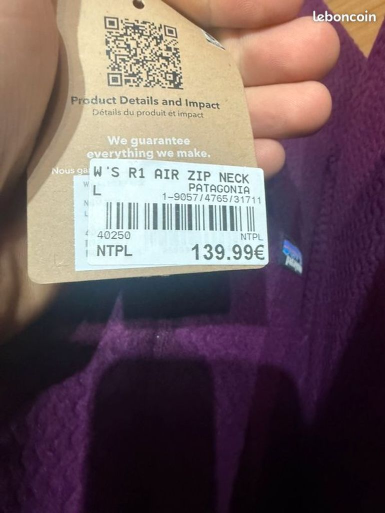 Used Patagonia W's R1® Air Fleece Zip-Neck bike — image 2 of 3