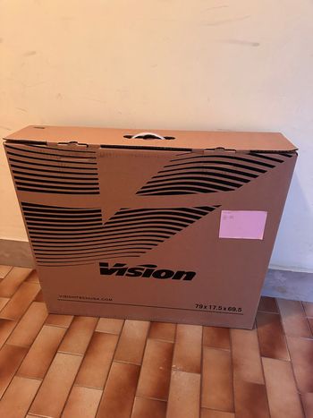 Used Vision Team 30 Clincher Disc Brake Wheelset bike — image 3 of 5