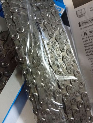 Used Shimano SLX CN-M7100 Quick Link Chain 12-speed 116L bike — image 6 of 8