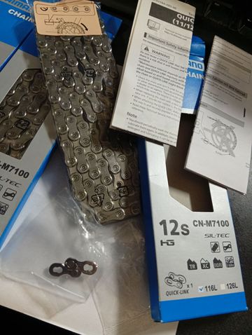 Used Shimano SLX CN-M7100 Quick Link Chain 12-speed 116L bike — image 5 of 8