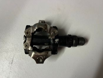Used Shimano PD-M520 SPD Pedals bike — image 2 of 6