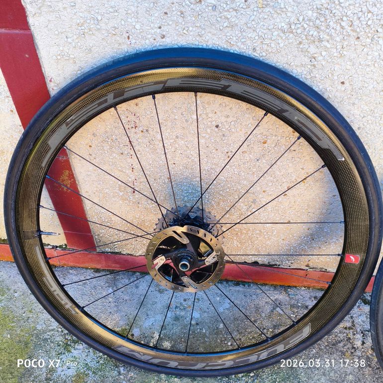 Gebrauchtes 2020 Fulcrum Speed 40T Tubular Wheelset bike — Bild 3 von 15