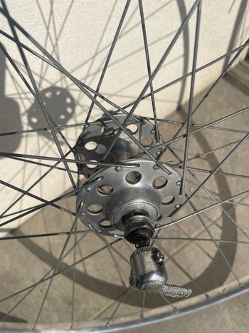 ② Roue Velo Campagnolo : Performances et Style