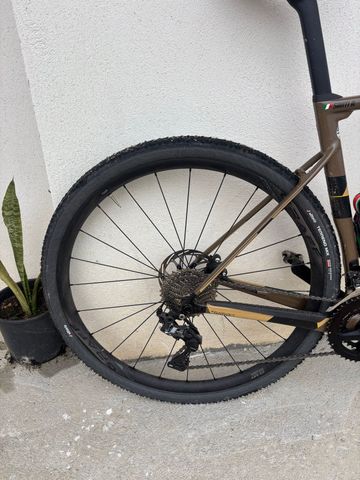 Used 2025 graff bike — image 3 of 4