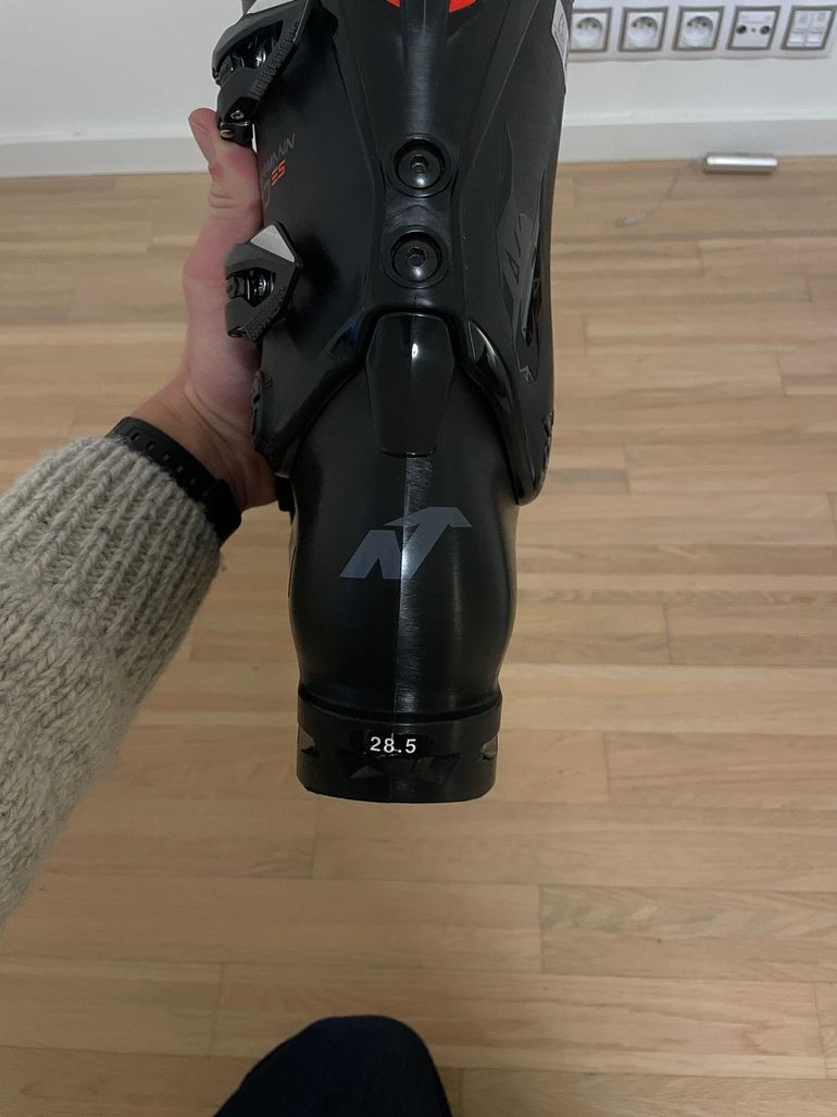 Used 2024 Nordica Dobermann 5 RD-ES Ski Boots bike — image 6 of 9