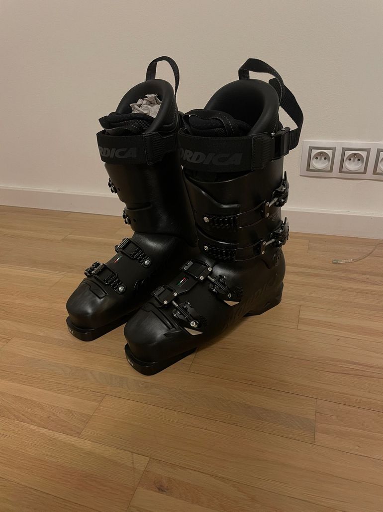 Used 2024 Nordica Dobermann 5 RD-ES Ski Boots bike — image 8 of 9