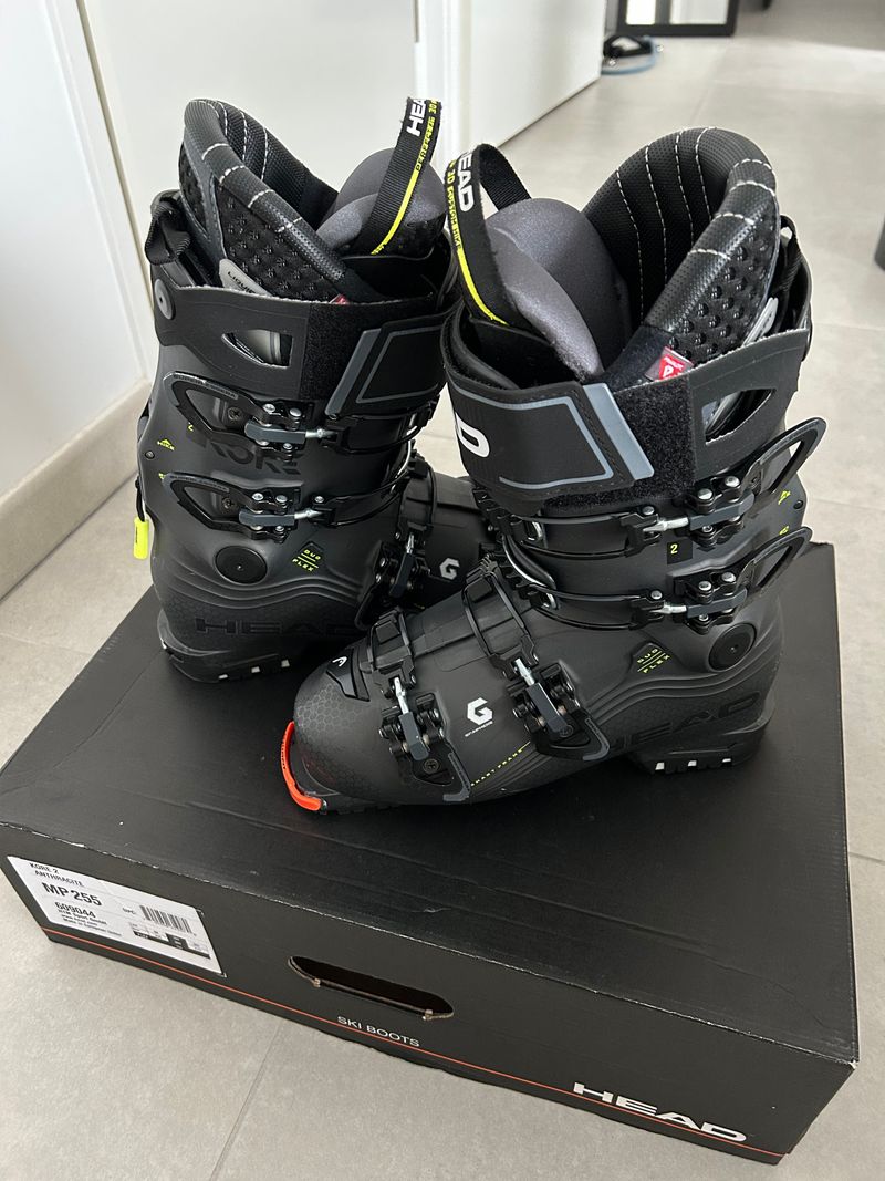 Gebrauchtes Head Kore 2 Ski Boots Skiing & Skitouring