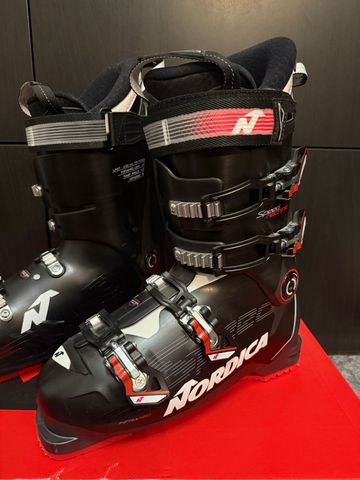 Used Nordica Speedmachine 100 Ski Boots bike — image 4 of 16