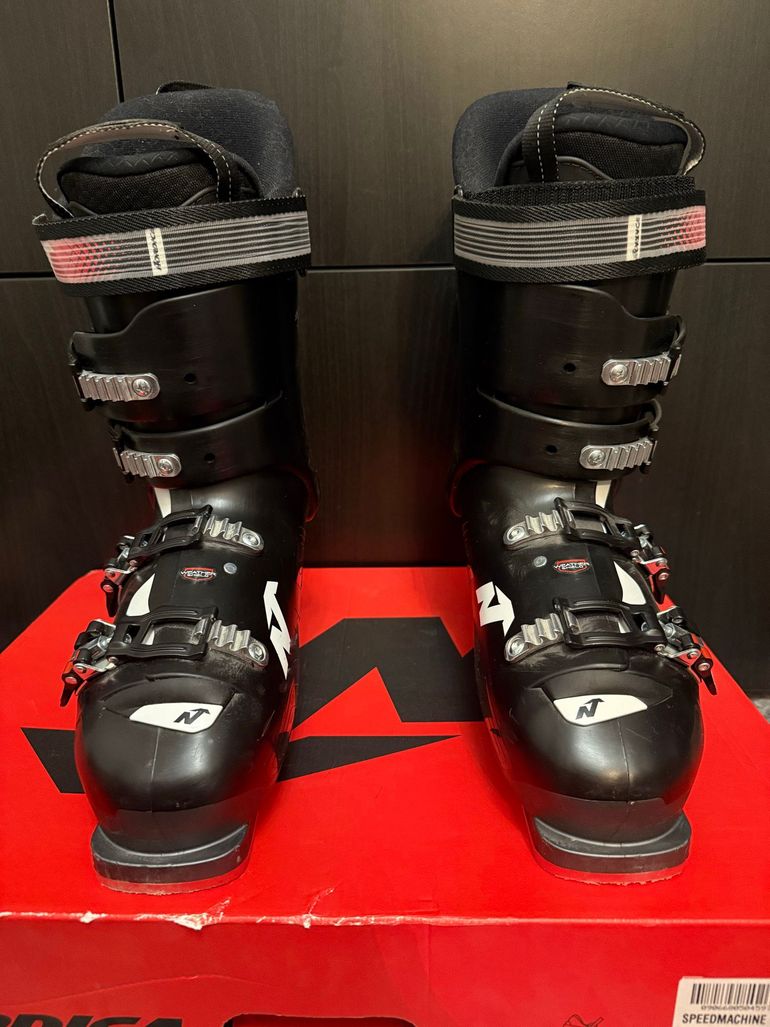 Used Nordica Speedmachine 100 Ski Boots bike — image 5 of 16