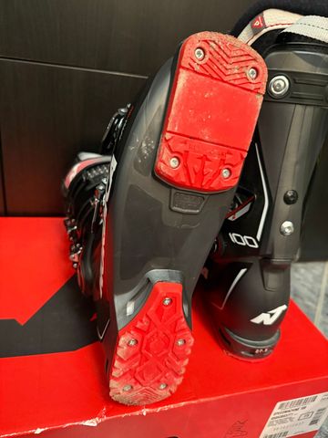 Used Nordica Speedmachine 100 Ski Boots bike — image 11 of 16