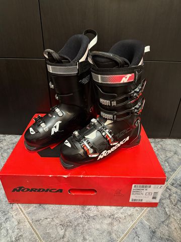 Used Nordica Speedmachine 100 Ski Boots bike — image 3 of 16