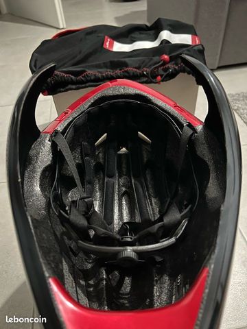 Used MET Drone Wide Body bike — image 6 of 6