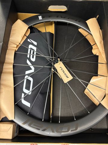Gebrauchtes 2025 Roval Rapide CLX III 51mm/48mm Carbon Clincher Wheelset bike — Bild 7 von 9